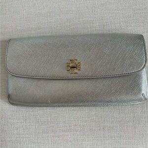 Tory Burch Silver Leather Slim Diana Flap Clutch